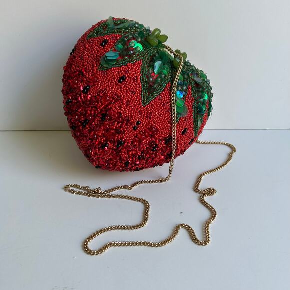 Beaded Strawberry Clutch Purse – Gold Chain Strap – Red & Green Novelty Bag - Picture 1 of 3